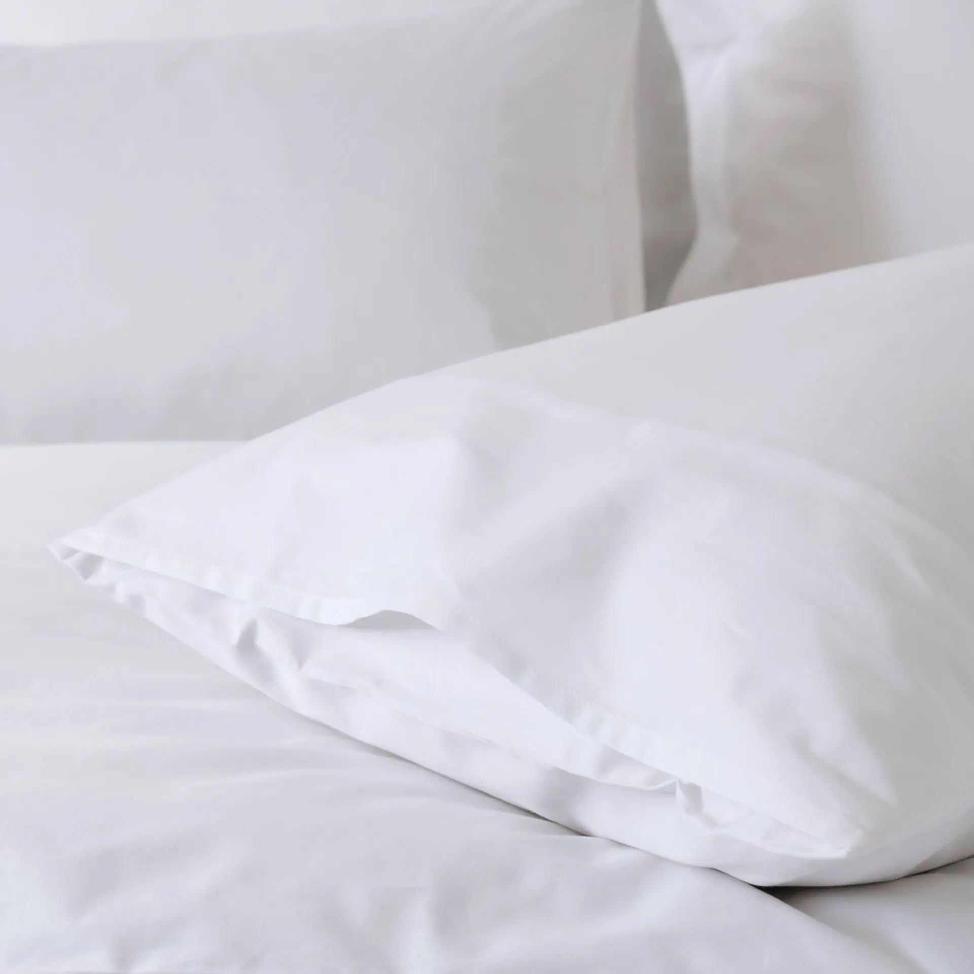 Hotels Wash Comforters