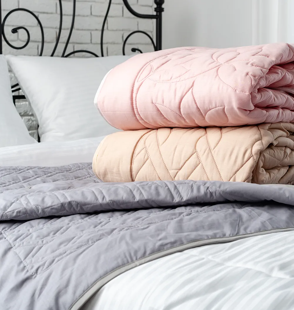 Quilts & Coverlets